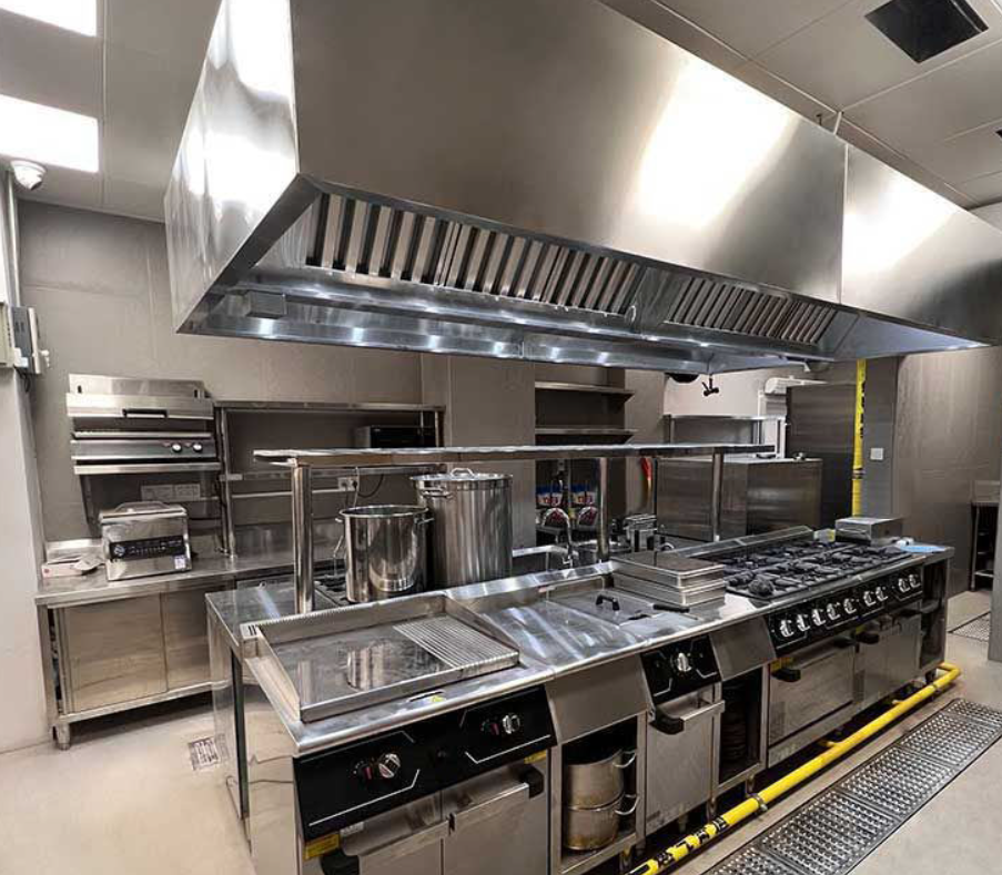 Commercial kitchen